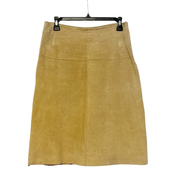 Maryjane Marcasiano Dresses & Skirts - Vintage Maryjane Marcasiano Suede Skirt size 4‎